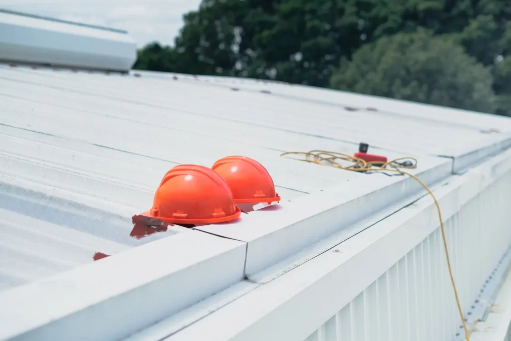 Commercial roof repair