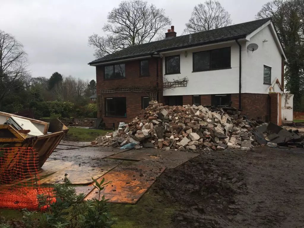 Building rubbish cleanup