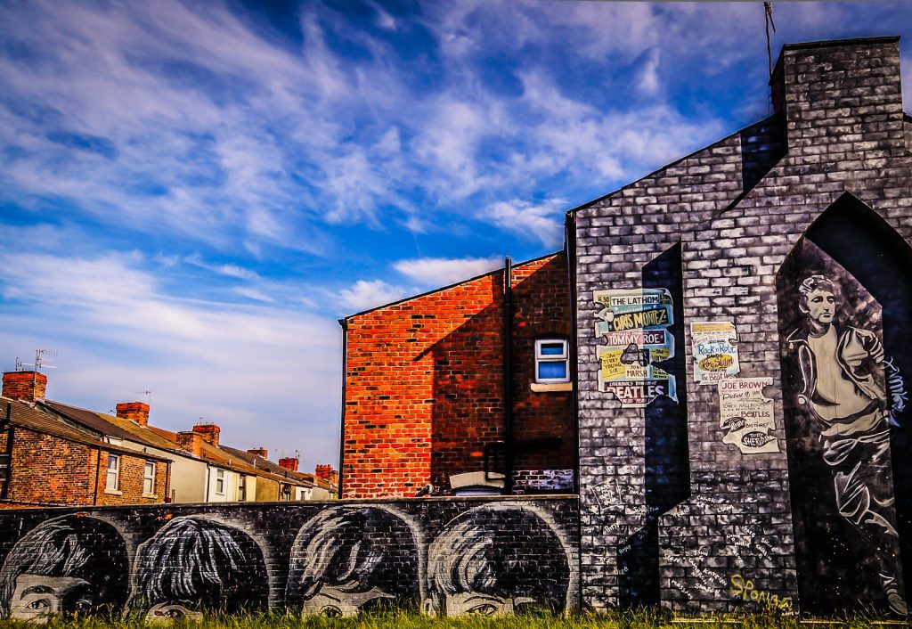 Roofers in Litherland