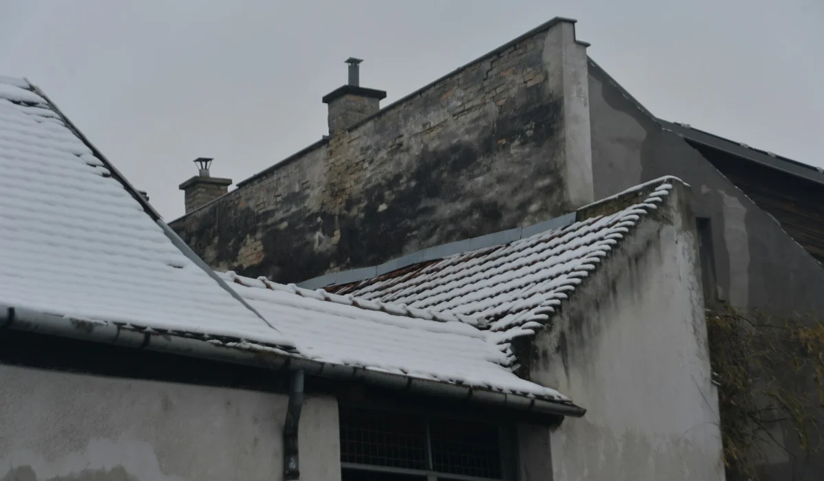 Roof winter season UK